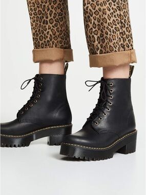 Dr Martens Docs Shriver Hi Platform Combat Boots in Black Sz 7